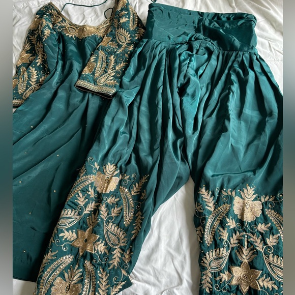 Teal Salwar Kurta Punjabi Suit (size Small/medium) - Picture 4 of 5